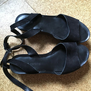 Pour La Victoire Wood Platform Leather Sandals